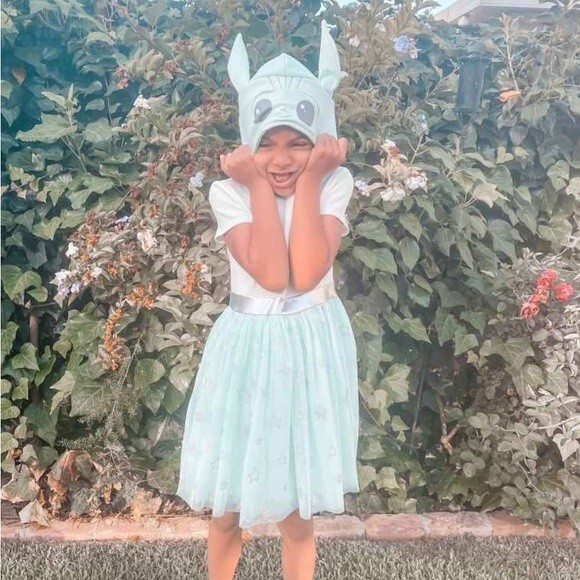 Star Wars The Child Grogu/Yoda hoodie dress size Medium ((7-8) - Picture 2 of 16